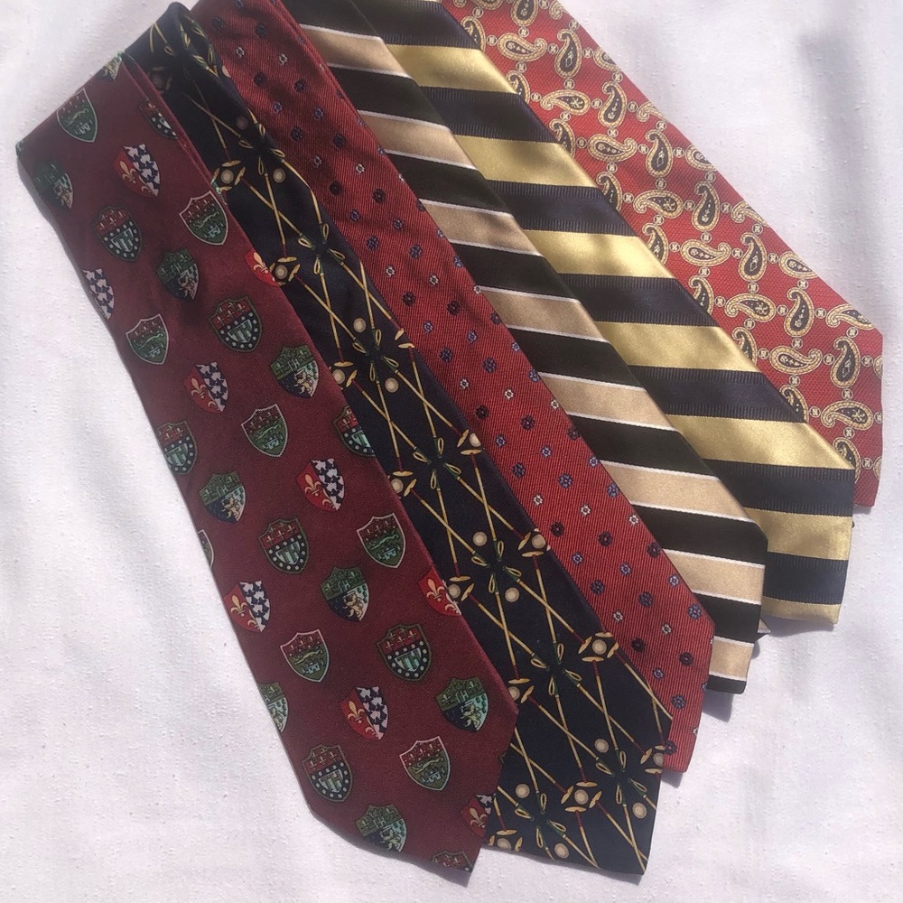 6 Tommy Hilfiger Ties